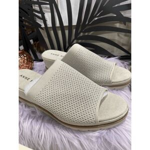 Anne Klein Women's Hannah Mule Sandals - cream with silver/gold thread 9.5M